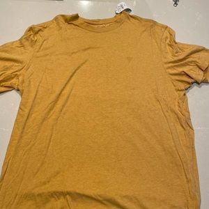American Eagle T shirt
